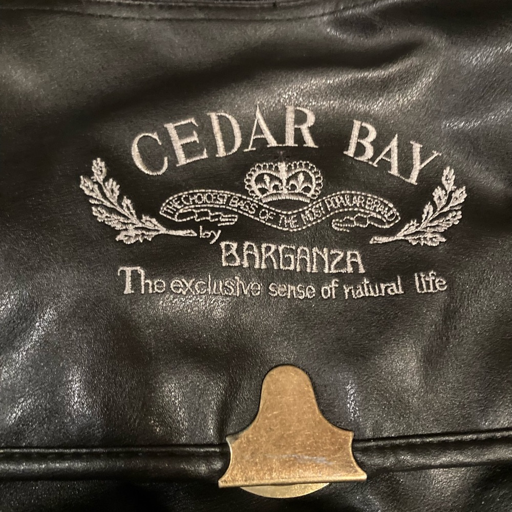 New!! Flap Extendable Shoulder Strap Large Bag Cedar Bay by Barganza